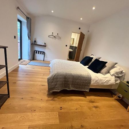 Bed and Breakfast Lavender Retreat Wrexham Zewnętrze zdjęcie