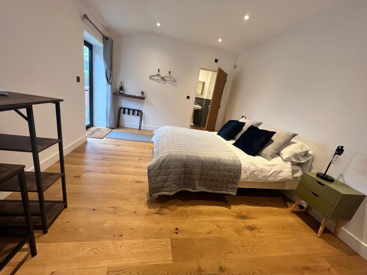 Bed and Breakfast Lavender Retreat Wrexham Zewnętrze zdjęcie